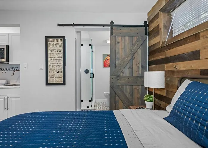 South Tampa Central Location Efficiency Suite